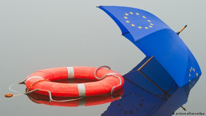 Спасательный круг и флаг ЕС