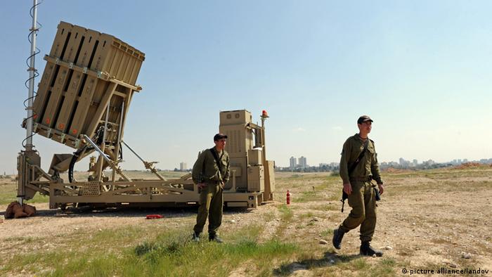 واشنطن توافق على زيادة المساعدات العسكرية لإسرائيل 0,,16405023_303,00