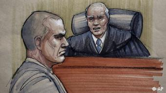 In this courtroom sketch, David Coleman Headley, 52, left, appears before U.S. District Judge Harry Leinenweber at federal court in Chicago, Thursday, Jan. 24, 2013
(Photo:Tom Gianni/AP/dapd)