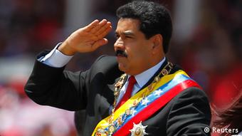 Silva-Ferrer: “Las Fuerzas Armadas no dan la impresión de querer jugar un papel más prominente en un Gobierno presidido por Maduro (foto)”.