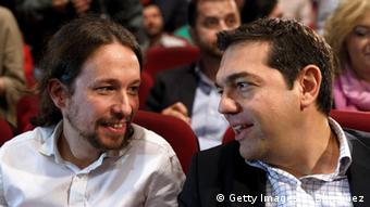 H επικράτηση του όχι στο ελληνικό δημοψήφισμα προκάλεσε τον ενθουσιασμό του Πάμπλο Ιγκλέσιας (αριστερά)