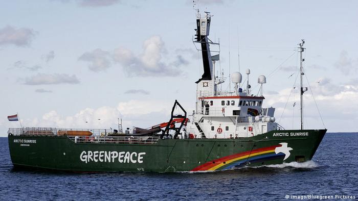 Greenpeace Schiff Arctic Sunrise