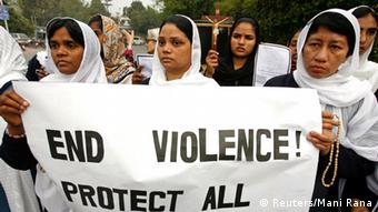 Protest von pakistanischen Christen nach Anschlägen auf Kirchen in Lahore