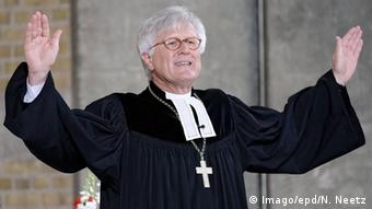 بدفورد اشتروم، رئیس کلیسای پروتستان آلمان