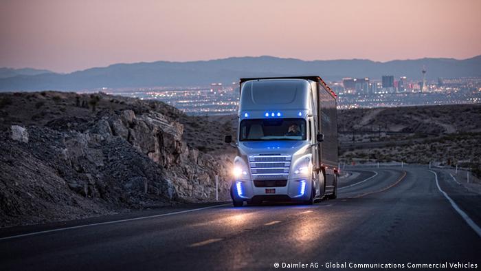Daimler Trucks LKW autonomes Fahren 