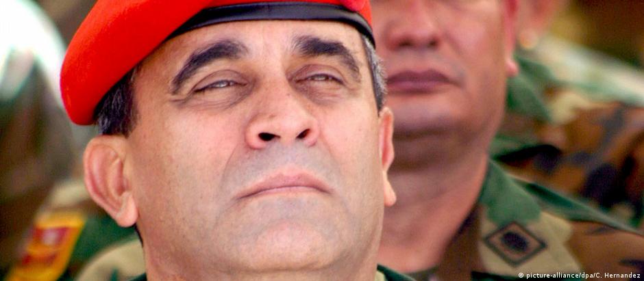 Ex-ministro da Defesa e general aposentado Raúl Isaías Baduel: antes aliado de Hugo Chávez, hoje crítico do chavismo