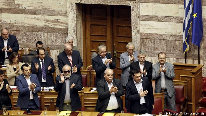 Griechenland Athen Parlament Debatte Referendum Tsipras