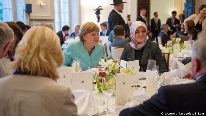 Deutschland Merkel Ramadan Fastenbrechen