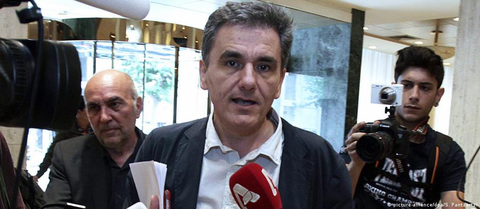 Tsakalotos é membro do partido de esquerda Syriza e keynesiano convicto
