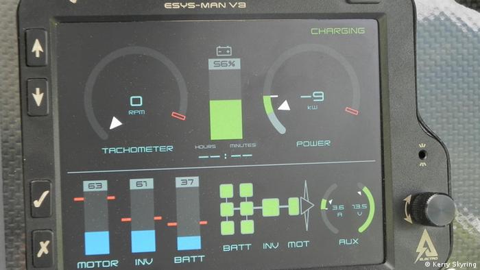 Pipistrel Alpha Electro trainer, cockpit