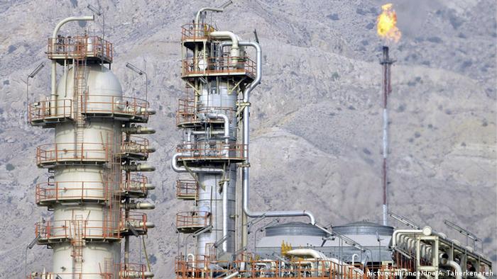 Explosion shuts down Turkey-Iran natural gas pipeline thumbnail