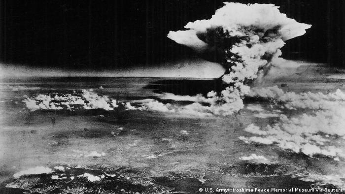 6 Ağustos 1945, ilk atom bombasının Hiroşima'ya düştüğü an 