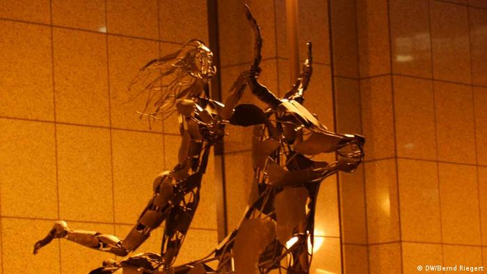 Fecioara Europa călare pe taur, sculptură, Bruxelles