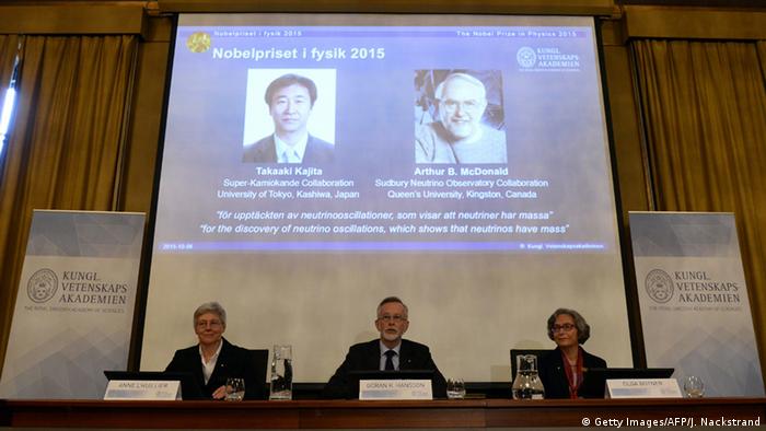De izq. a dcha: Anne L'Huillier, Goran K. Hansson y Olga Botner, del Comité del Premio Nobel.