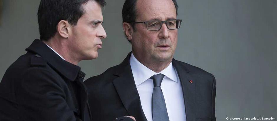 Favoráveis à emenda constitucional na França: premiê  Manuel Valls (esq.) e presidente François Hollande