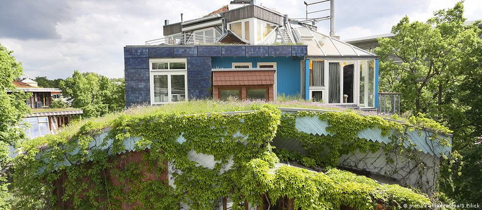 Telhado verde do arquiteto Frei Otto, no centro berlinense