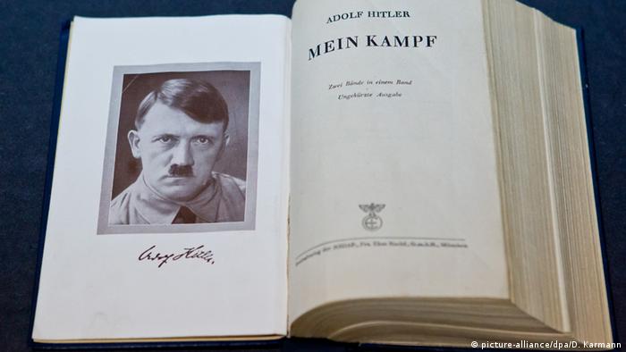 Argraffiad gwreiddiol, heb ei anodi o Mein Kampf gan Adolf Hitler, Hawlfraint: llun-gynghrair / dpa / D. Karmann