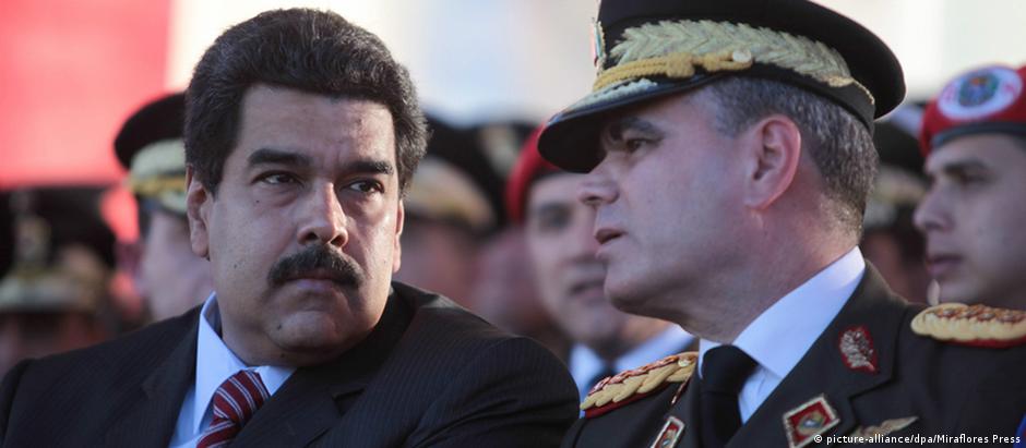 O presidente da Venezuela, Nicolás Maduro, e o ministro da Defesa, Vladimir Padrino López