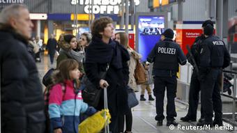 O Γενς Χόφμαν επικροτεί την ισορροπημένη στάση των αρχών στο Μόναχο