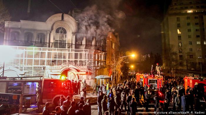 Iran Saudische Botschaft in Teheran gestürmt