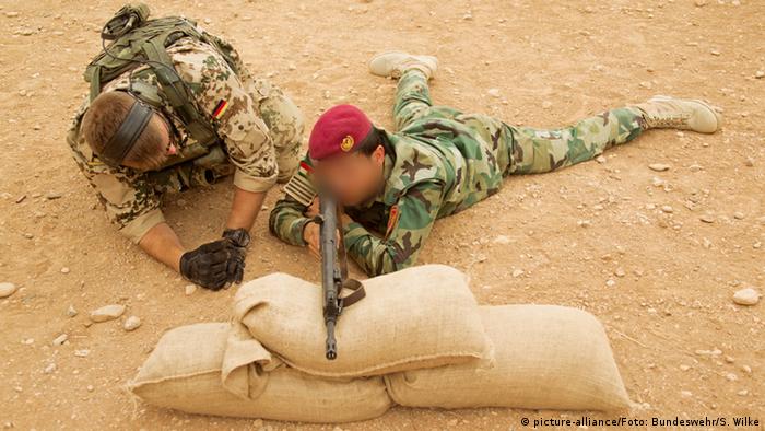  أسلحة سلمتها ألمانيا للبيشمركه الكرديه تباع في أسواق كردستان العراق  0,,18997046_303,00