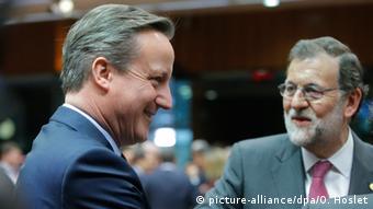 O βρετανός πρωθυπουργός Ντ. Κάμερον δηλώνει ικανοποιυημένος από τις διαπραγματεύσεις στις Βρυξέλλες