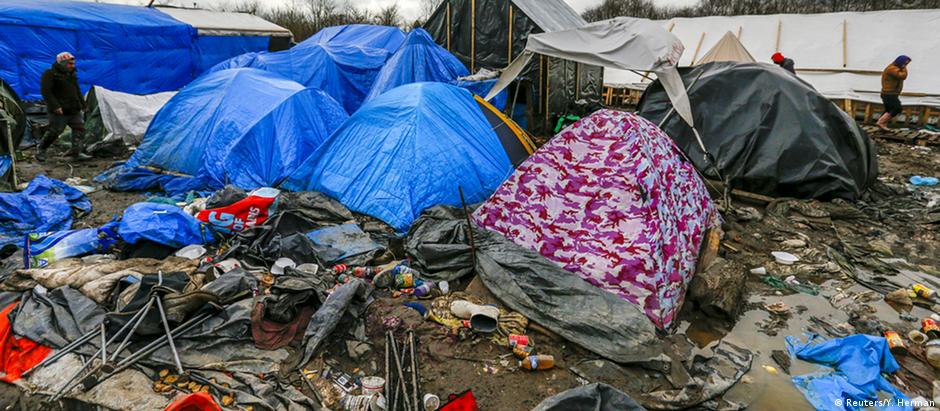 Acampamento de refugiados em Calais, na França