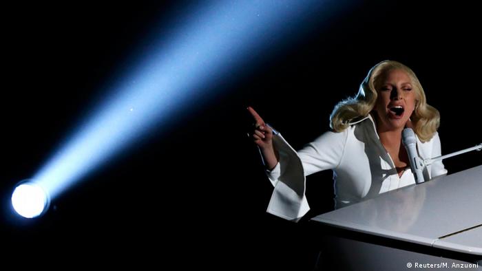 لیدی گاگا، خواننده معروف آمریکایی در مراسم اسکار