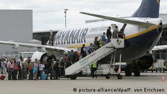 Η Ryanair περιορίζει την προσφορά της στο Χαν