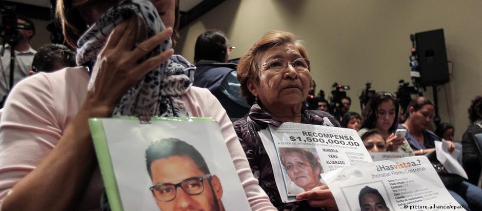 Familiares dos estudantes desaparecidos exigem Justiça
