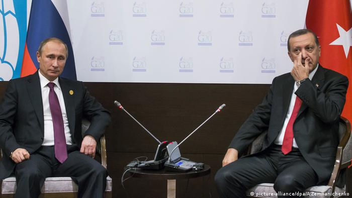 16 Kasım 2015, Antalya. Erdoğan ve Putin, G20 Zirvesi kapsamında bir ikili görüşme yapıyor