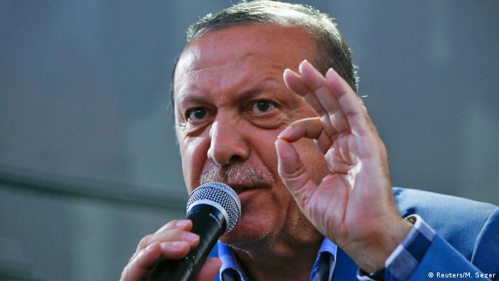 Türkei Istanbul Rede Erdogan zu Anhängern nach Putsch 