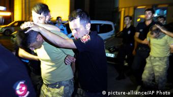 Συλλήψεις στην Κωσταντινούπολη