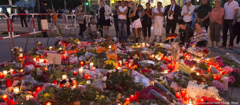 Homenagem às vítimas em Munique: atirador passou por tratamento psiquiátrico e tinha a fascinação por assassinatos