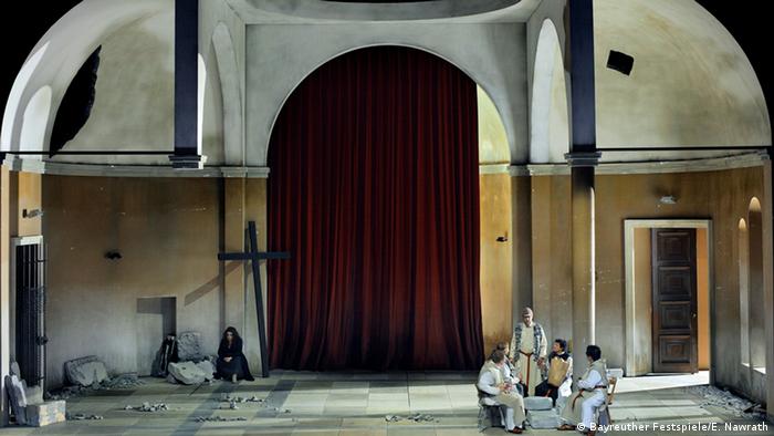 Scene from Parsifal.Copyright: Bayreuther Festspiele/E. Nawrath 