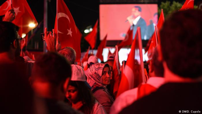 Türkei - Pro-Erdogan Demos in der Türkei
