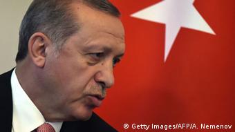 Ο Ερντογάν δηλώνει ότι δεν υπάρχει διαφορά ανάμεσα στο PKK και στο Ισλαμικό Κράτος