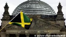 Jamaika Fahne vor Reichstag