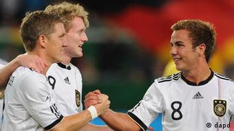 Fußball Freundschaftsspiel Deutschland - Brasilien Götze Schweinsteiger Schürrle (dapd)