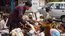 Organizaciones caritativas Karachi Armut (DW)