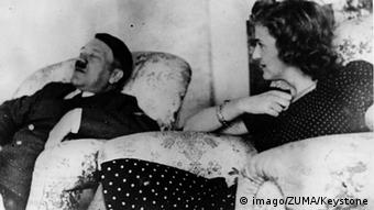 Ο Χίτλερ με την σύντροφο του Εύα Μπράουν σε προσωπικές στιγμές