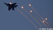 Symbolbild Israelische Kampfjets bombardieren syrisches Militär bei Damaskus