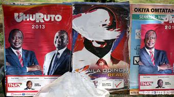 Election placards showing Raila Odinga und Uhuru Kenyatta 