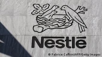 Логото на Нестле