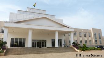 Regierungsgebäude Bissau (Braima Darame)