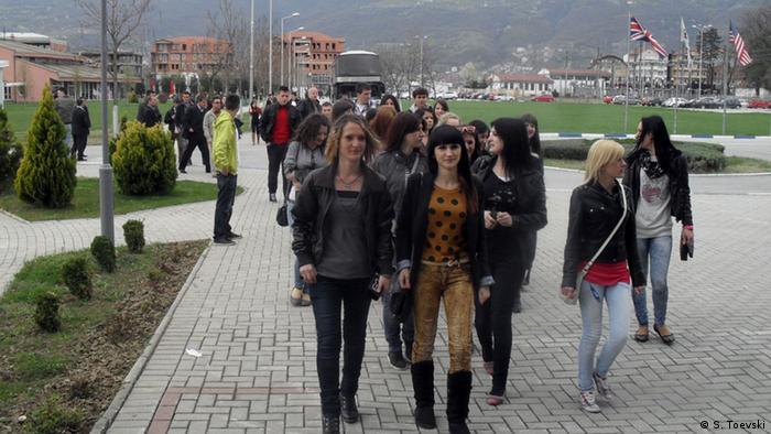Mazedonien Studenten Stul Universität in Tetovo (S. Toevski)