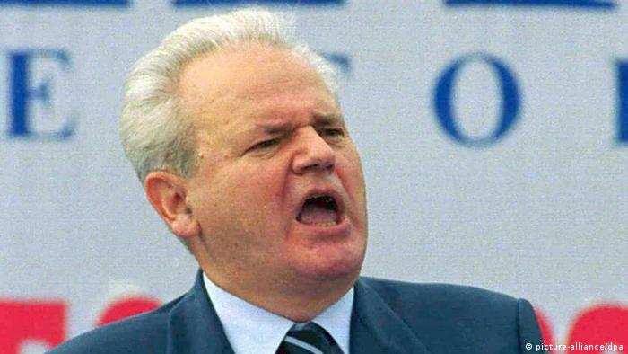 Bildergalerie Kosovo Krieg 15 Jahre 20.9.2000 Milosevic (picture-alliance/dpa)