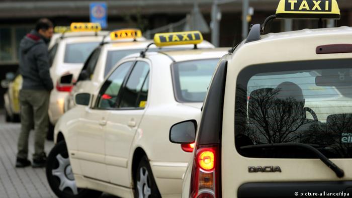Taxi (picture-alliance/dpa)