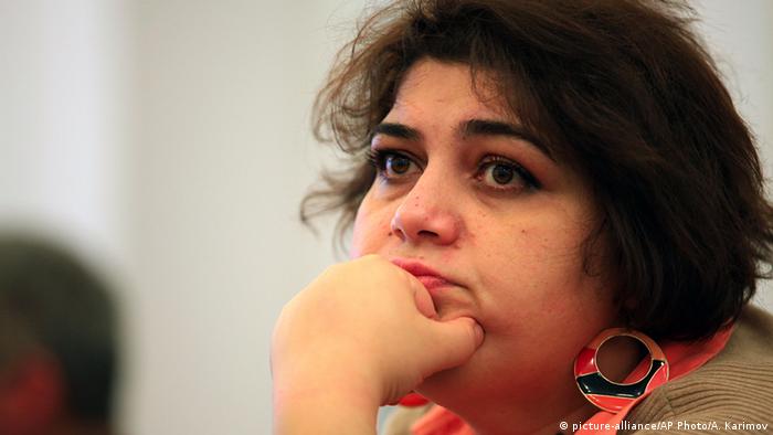 Aserbaidschan inhaftiert Regimekritikerin Khadija Ismajilowa (picture-alliance/AP Photo/A. Karimov)