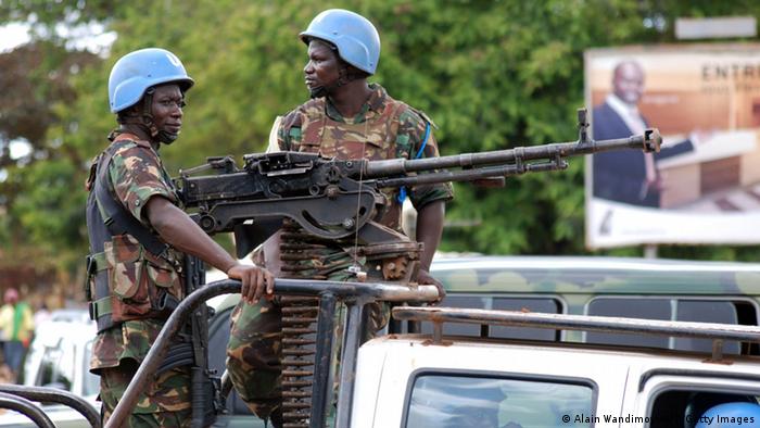 Beni Demokratische Republik Kongo Blauhelmsoldaten 23.10.2014 (Alain Wandimoyi/AFP/Getty Images)
